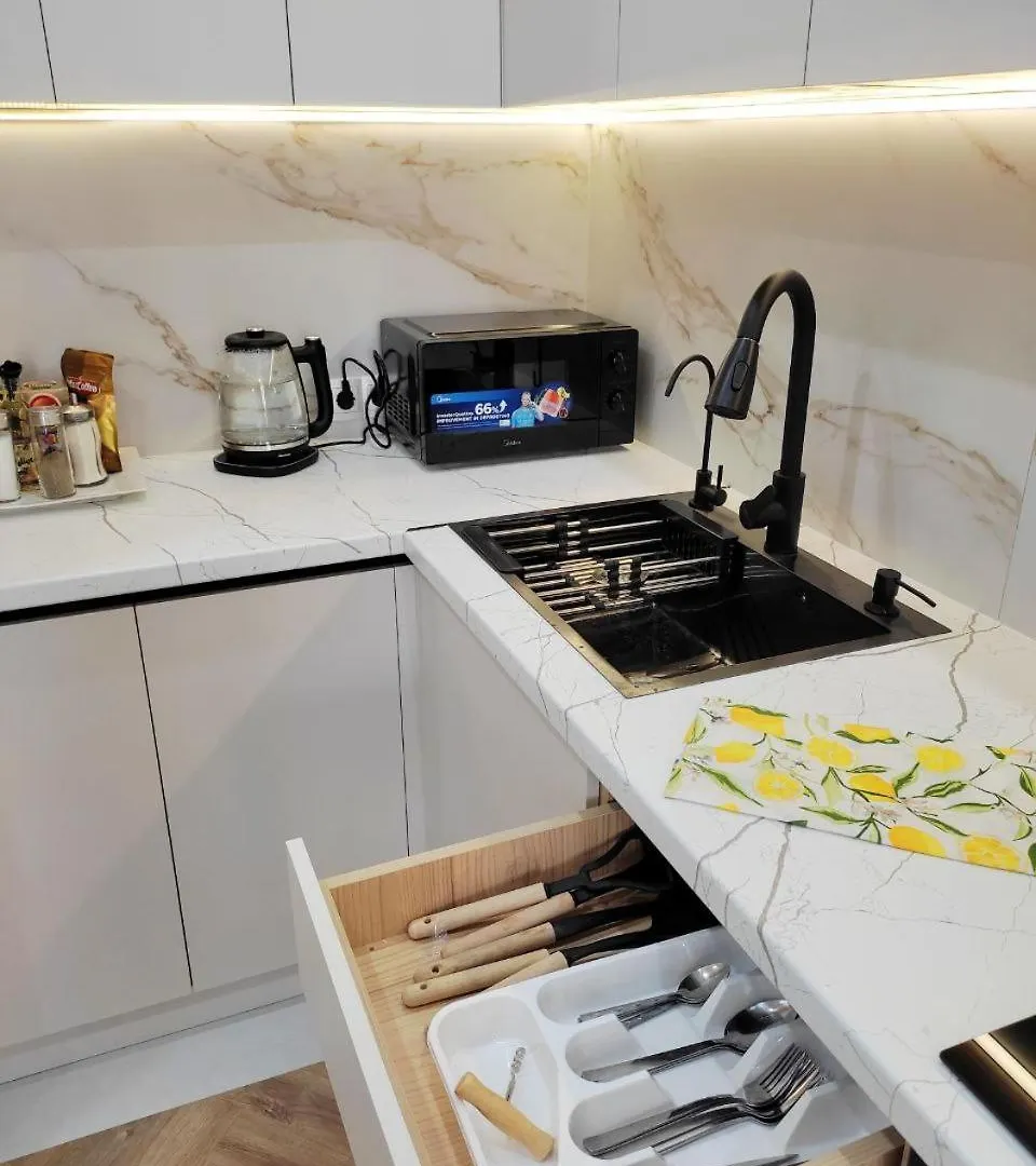 Estet Luxe Apartments Алматы